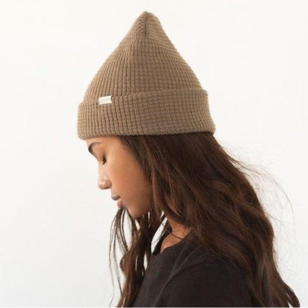 NEW Gigi Pip Marsh Waffle Knit Beanie